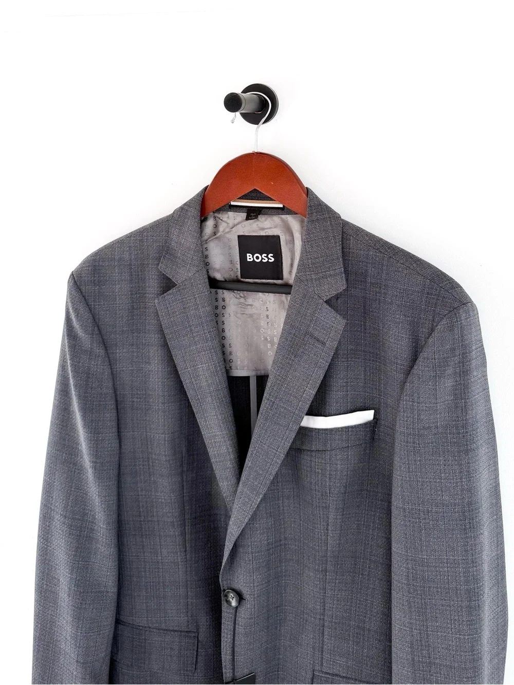 NWT New BOSS Men’s Gray Plaid Blazer Italian Wool Holy-Allee 3 Sport Coat